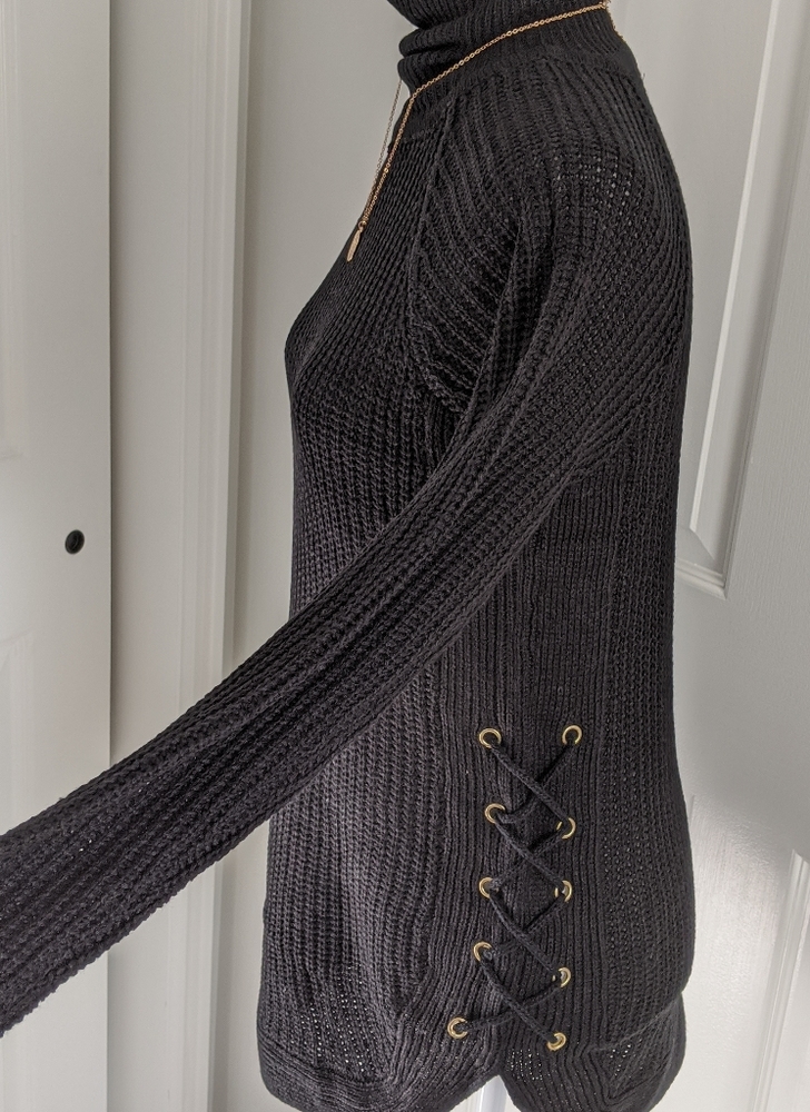 LOVE by Chelsey Knit Sweater - Picture 4 of 7